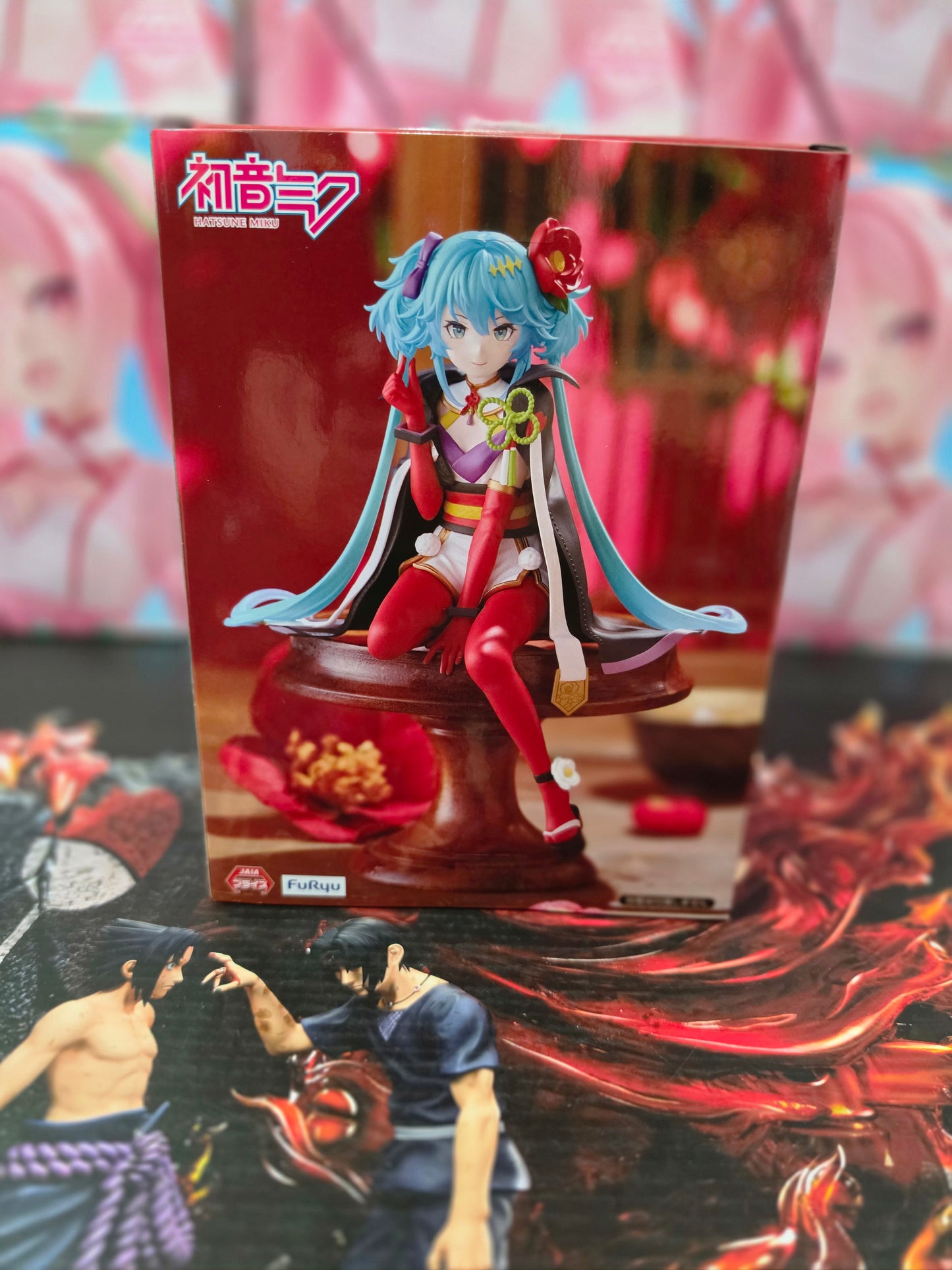 hatsune miku figure